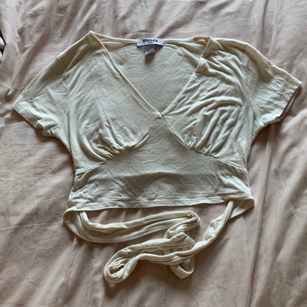 RSQ Med White v neck crop top tie back
